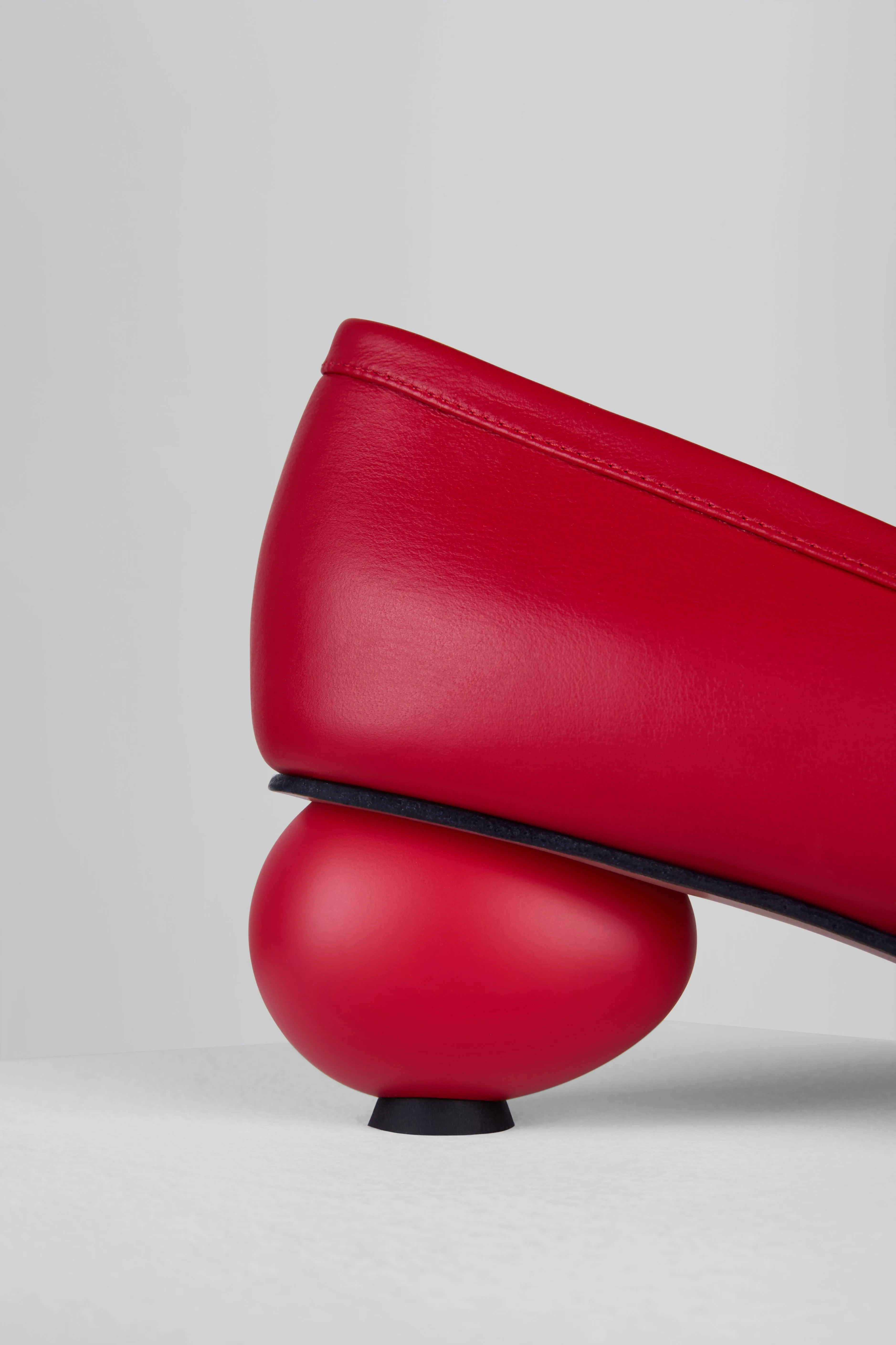 Egg Pumps in Rosso