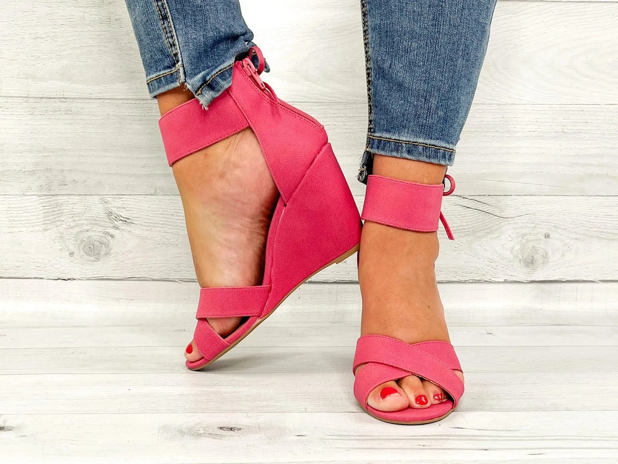Fuchsia Bow Wedge