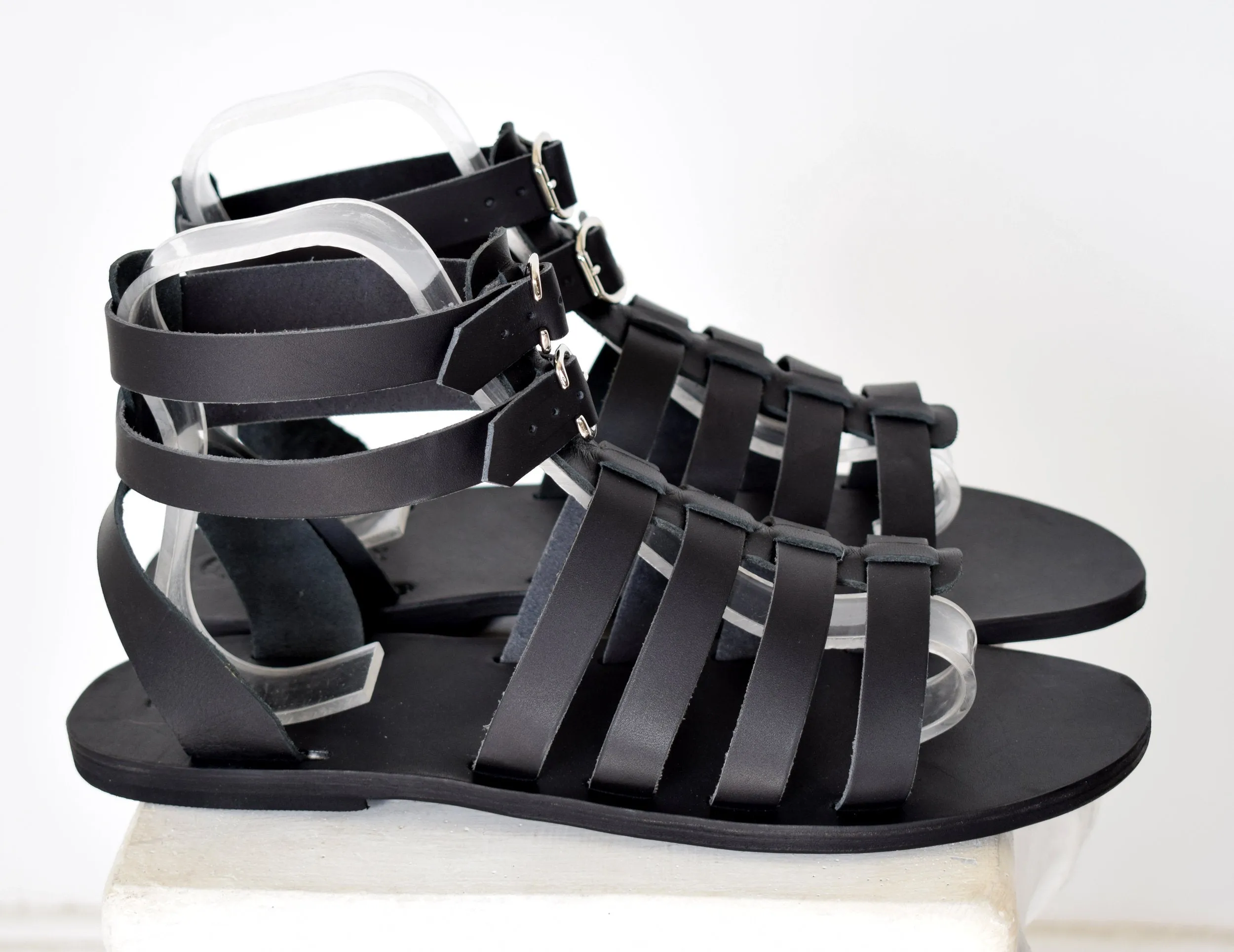 Gladiator Renaissance men sandals, Black sandals, leather sandals, Gift For Men, Free shipping, Handmade Sandals, Genuine Leather sandals