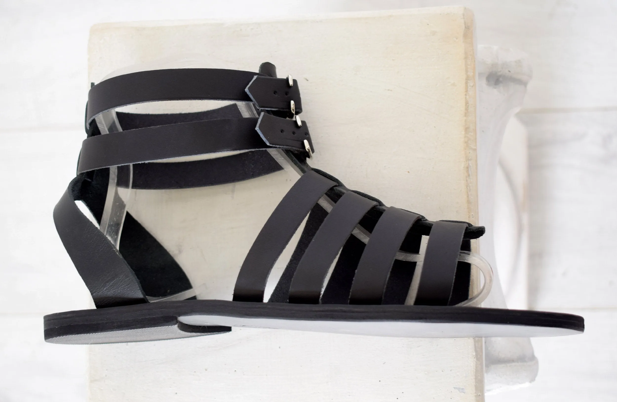 Gladiator Renaissance men sandals, Black sandals, leather sandals, Gift For Men, Free shipping, Handmade Sandals, Genuine Leather sandals