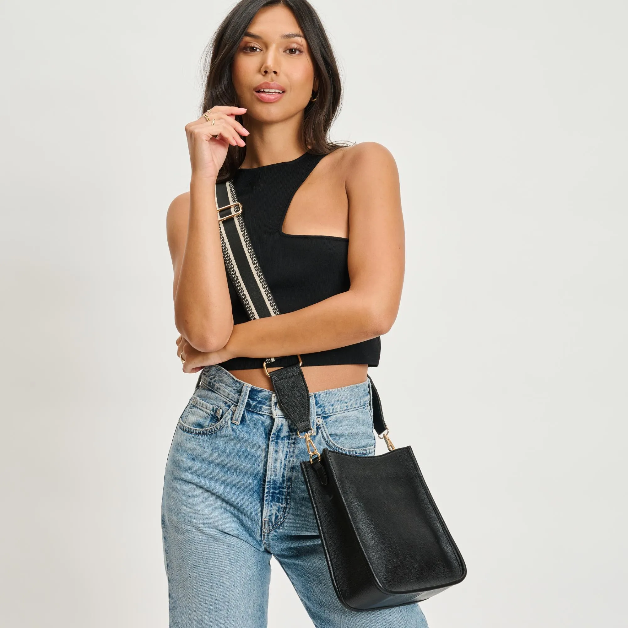 Glitzia Crossbody