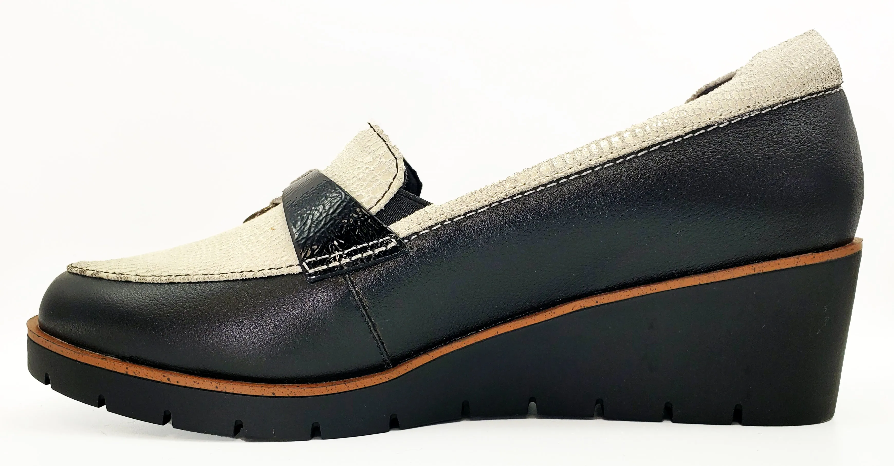 Pamplona Wedge Loafer