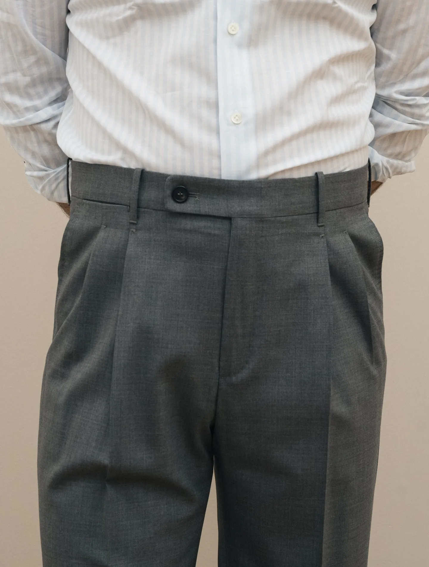 Wool Pleated Regular Fit Trousers Grey